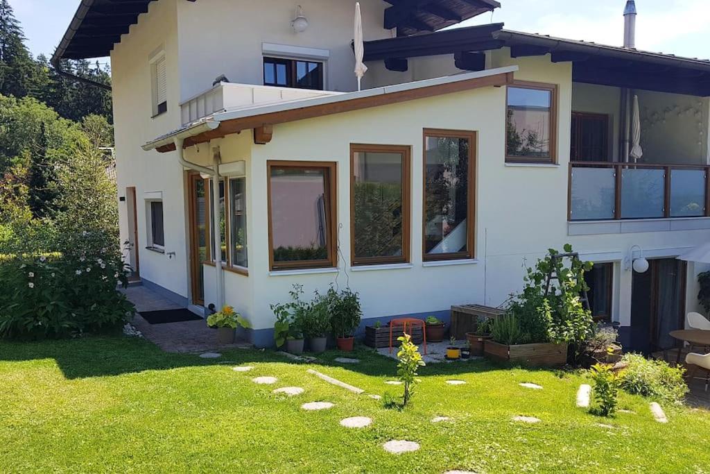 Wohnung Mit Balkon In Velden - Appartment Berge Bytilly Velden am Woerthersee Ngoại thất bức ảnh
